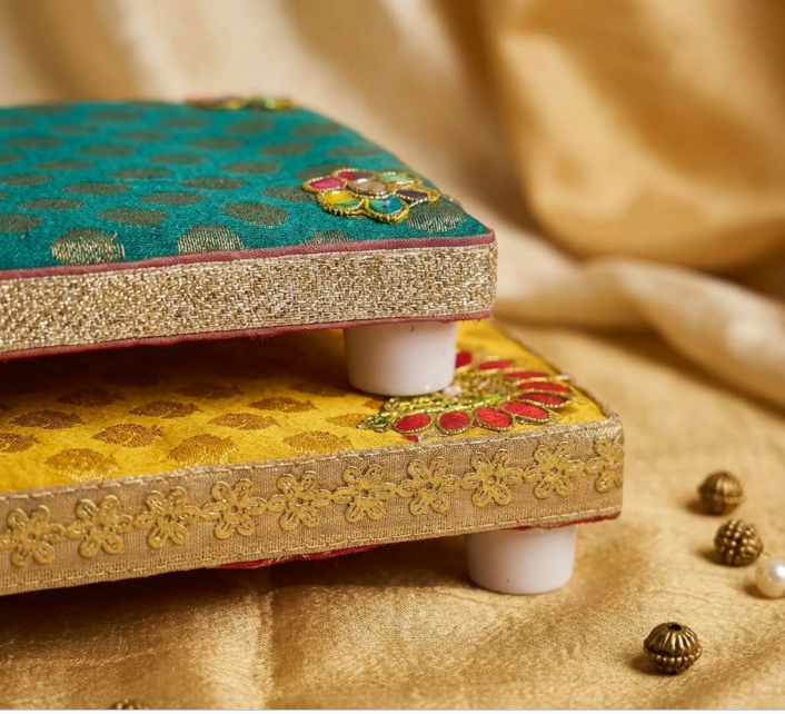 Laddu Gopal Puja Paat (Chowki) Set – Green & Yellow Brocade